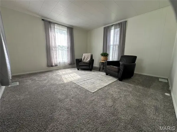 903 Fulton AVE, Hannibal, MO 63401