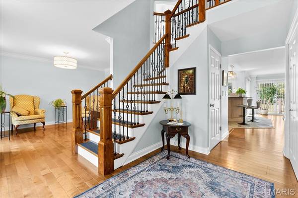 18 Woodland Hills CT, Alton, IL 62002