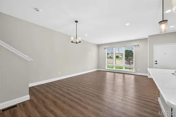 2810 McClay RD, St Charles, MO 63303