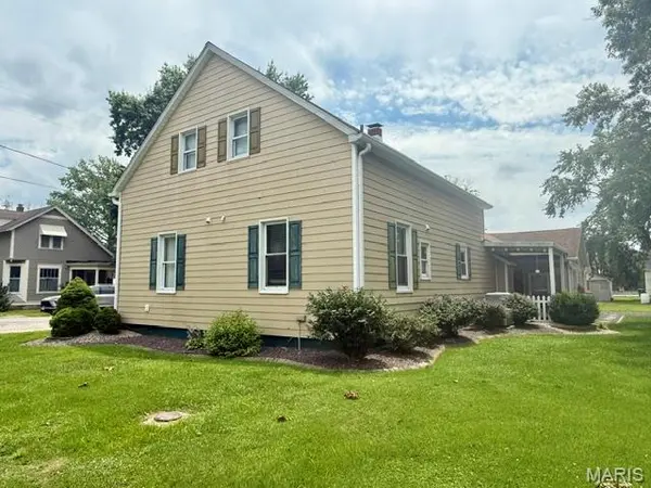 605 Munster ST, Germantown, IL 62245