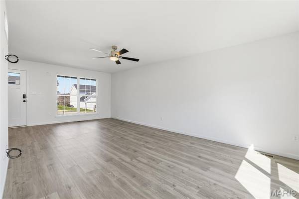 1708 Martingale LN, Eureka, MO 63025