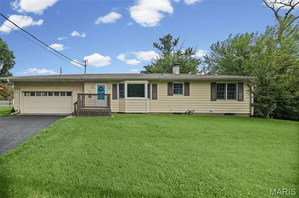 758 2nd ST, Bethalto, IL 62010
