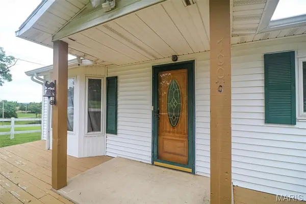 700 N High ST, Iberia, MO 65486