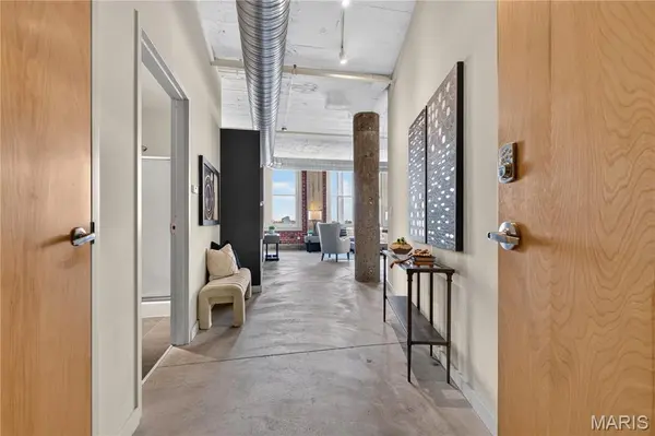 1627 Locust ST #705, St Louis, MO 63103