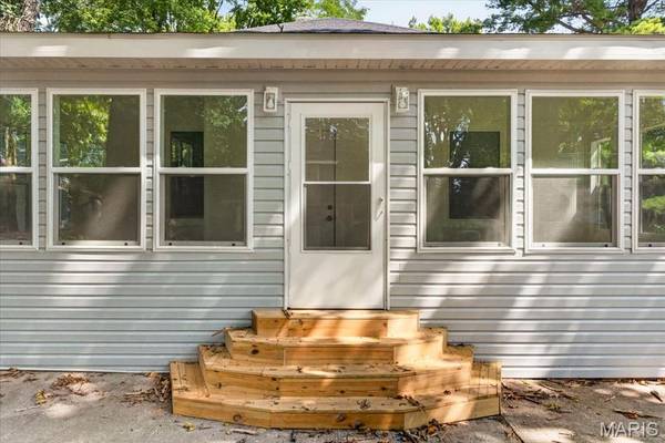 2720 Walnut ST, Alton, IL 62002