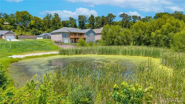 1945 Williamsburg DR, Cape Girardeau, MO 63701