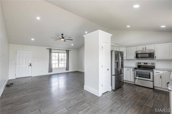 181 Glen DR, Jackson, MO 63755