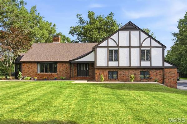 10 Brighton PL, Shiloh, IL 62221