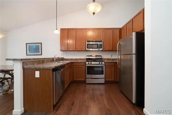 459 Newport DR, St Peters, MO 63376