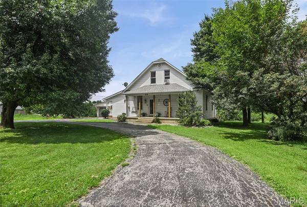 419 Old Rock RD, Granite City, IL 62040