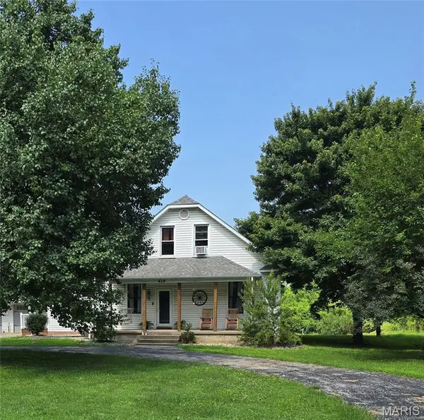 419 Old Rock RD, Granite City, IL 62040