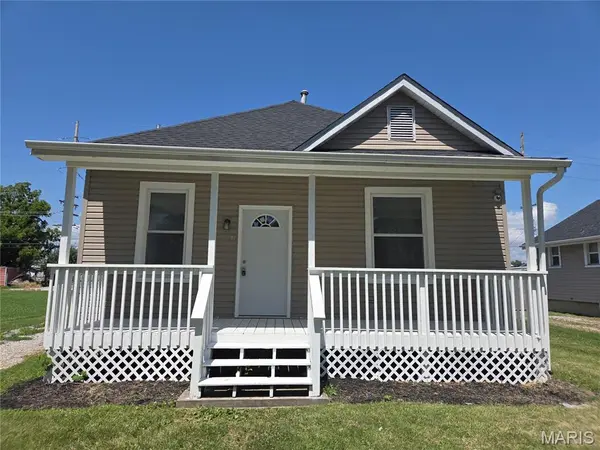 617 N 2nd ST, Dupo, IL 62239