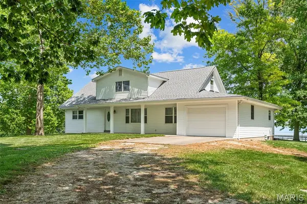 3810 Sunny RD, Washington, MO 63090