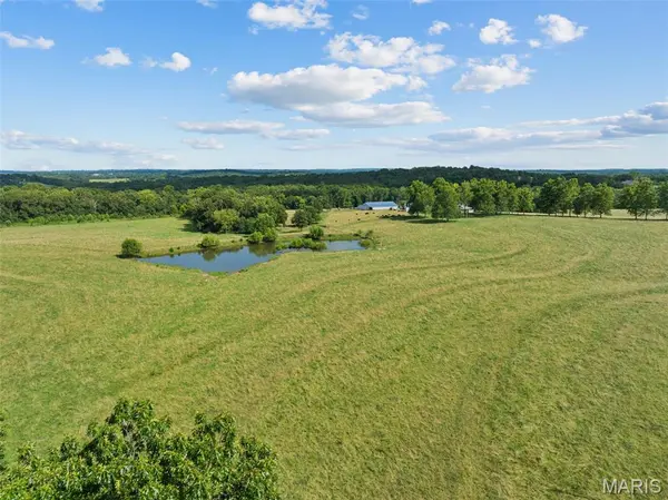 3810 Sunny RD, Washington, MO 63090