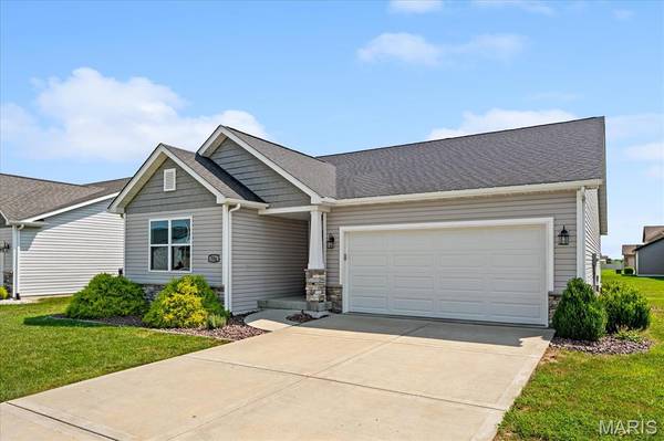 788 Topaz CT, Mascoutah, IL 62258