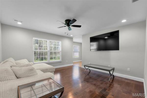 361 Arbor CIR, Jackson, MO 63755