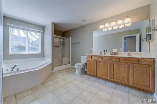 340 McIntyre CT, Wentzville, MO 63385