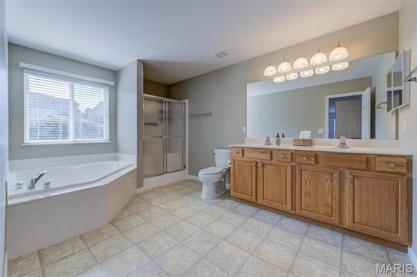 340 McIntyre CT, Wentzville, MO 63385