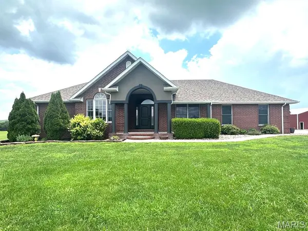 21880 Highway B 2, Lebanon, MO 65536