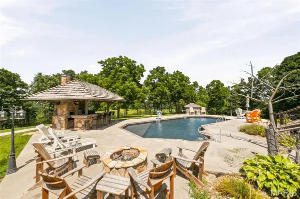 4179 Highway EE, Owensville, MO 65066