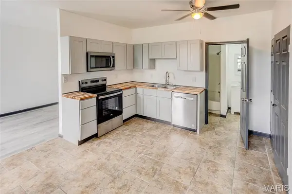 821 Niedringhaus AVE #C, Granite City, IL 62040