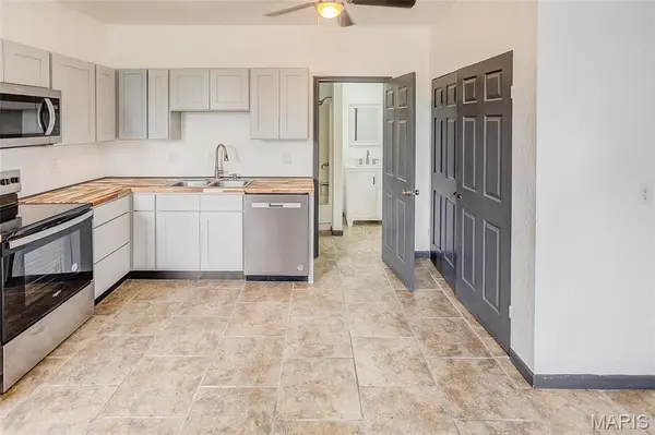 821 Niedringhaus AVE #C, Granite City, IL 62040