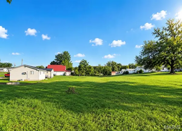 100 W Chestnut ST, Desloge, MO 63601