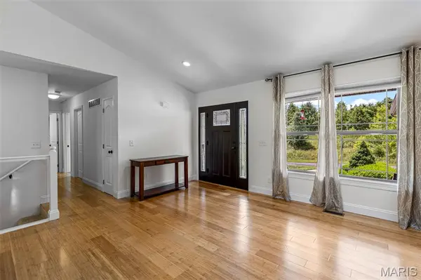 4425 Johnson Ridge Estates RD, Bloomsdale, MO 63627