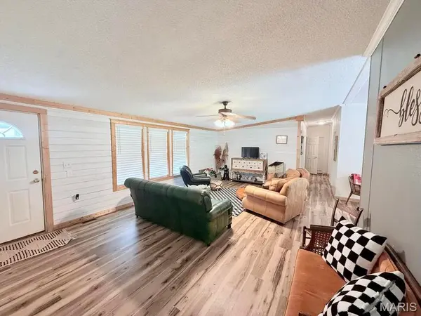 10595 Mill RD, Bucyrus, MO 65444