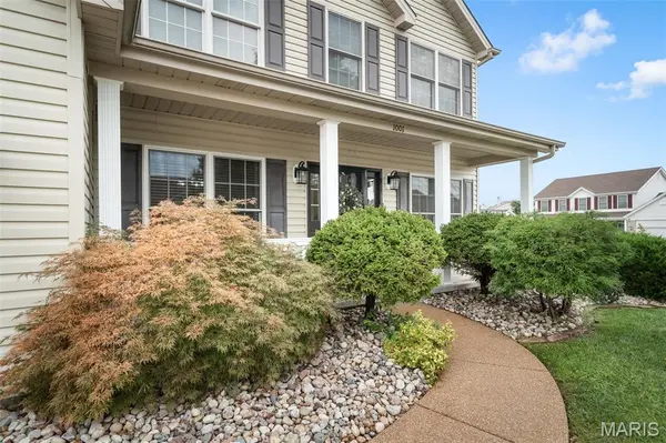 1001 Summersweet DR, St Peters, MO 63376