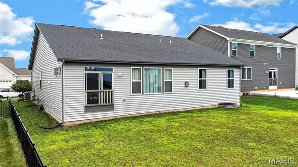 809 Upland LOOP, O'fallon, MO 63368