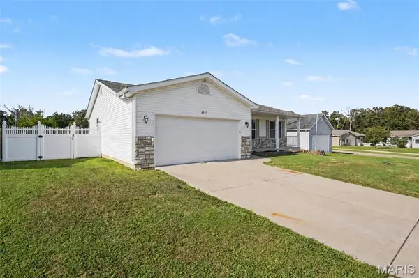 6017 Cross Pointe DR, Cedar Hill, MO 63016