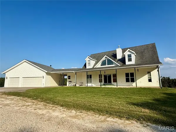 28875 Collins LN, Jonesburg, MO 63351