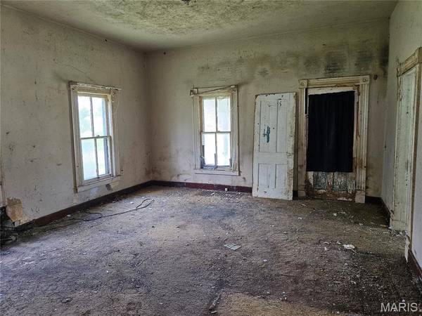 309 E Plum ST, Percy, IL 62272