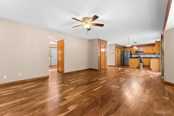 1221 ILLINI DR, O'fallon, IL 62269