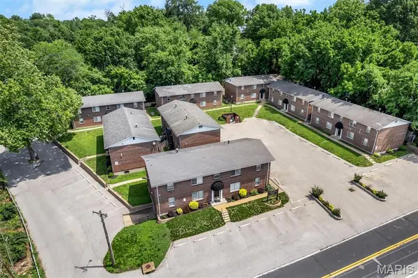 249 Chambers RD, Riverview, MO 63137