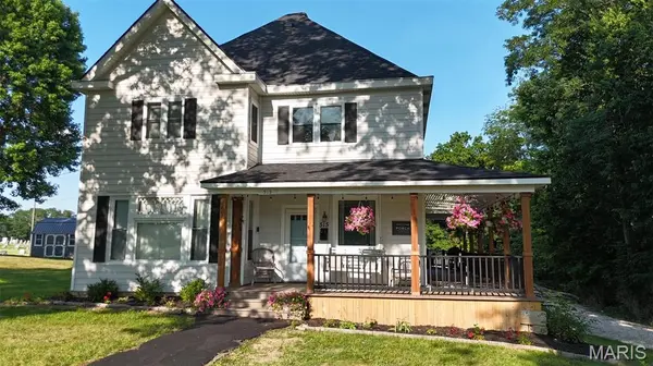515 N Main Cross ST, Bowling Green, MO 63334