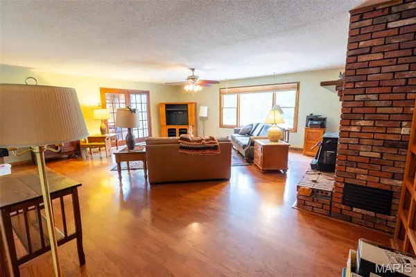 15655 County Road 5190, Rolla, MO 65401