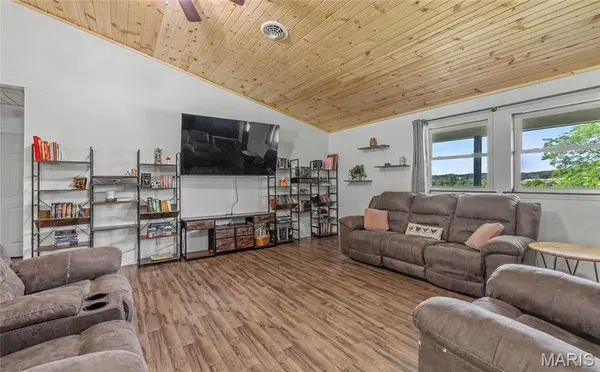 11875 County Road 5220, Rolla, MO 65401