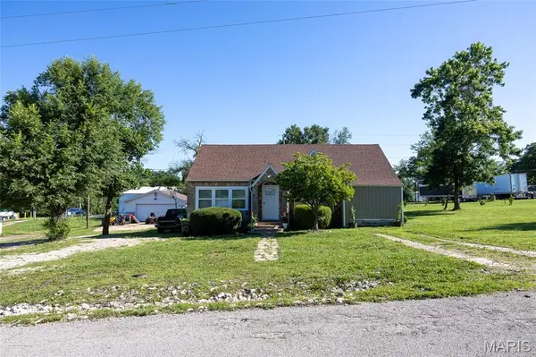339 First St First, Summersville, MO 65571