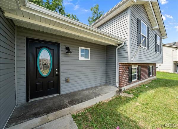 1116 Marathon DR, Foristell, MO 63348