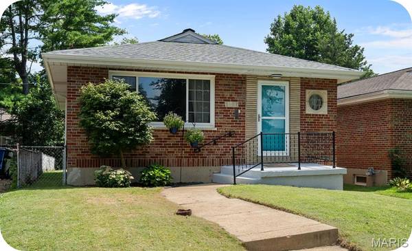 3927 French CT, St Louis, MO 63116