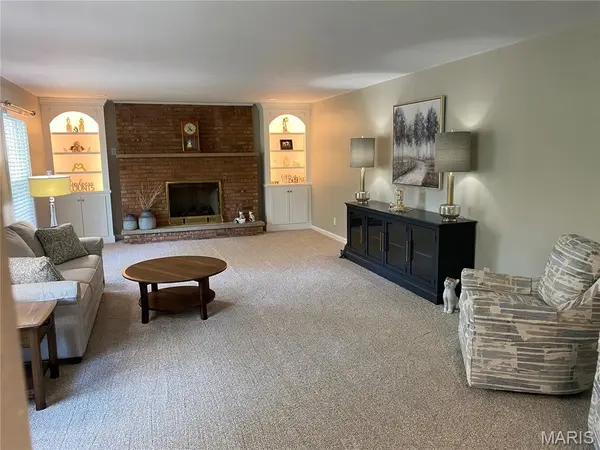 1310 Country Club DR, Hannibal, MO 63401