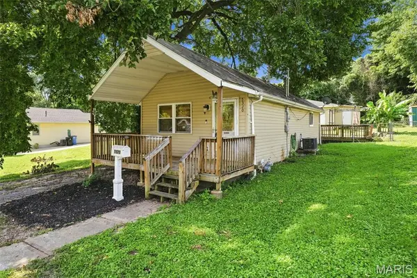 5320 Staely AVE, Affton, MO 63123