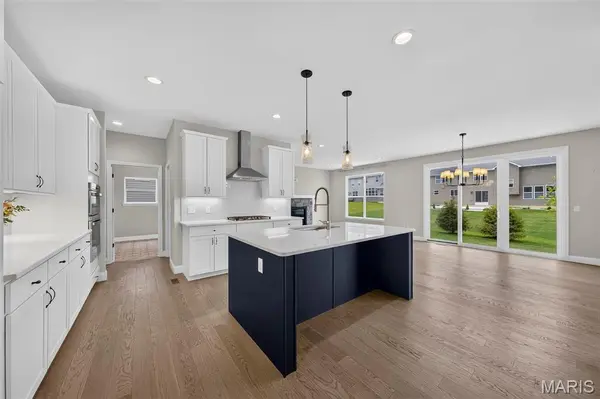 3 Warchol CT, O'fallon, MO 63368