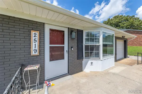 2519 W Avondale ST, Poplar Bluff, MO 63901