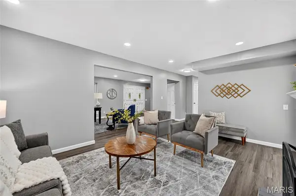 12050 Maidstone CT, St Louis, MO 63033