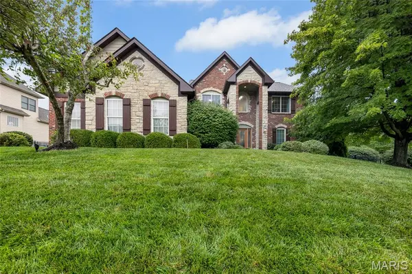 100 Sunnybrooke Estates CT, Dardenne Prairie, MO 63368