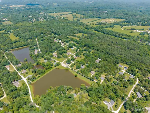 552 Grand LOOP, Catawissa, MO 63015