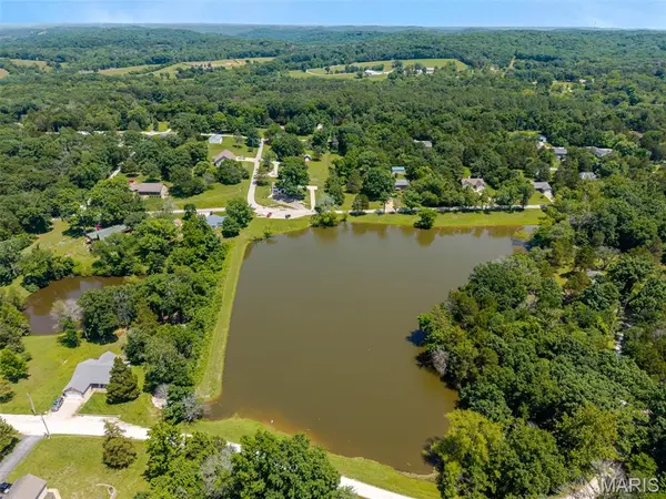 552 Grand LOOP, Catawissa, MO 63015